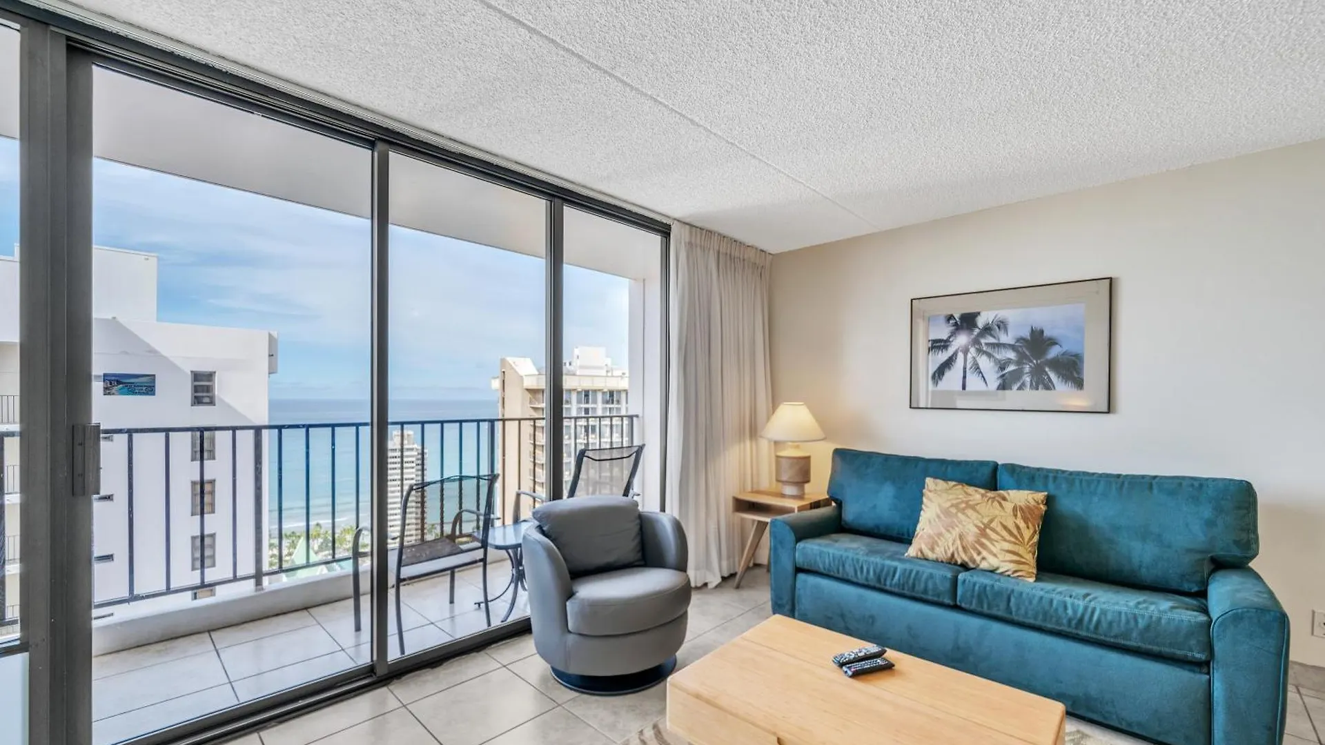 High-Floor Waikiki Ocean & Park View Condo-Free Parking Honolulu 0*,  United States